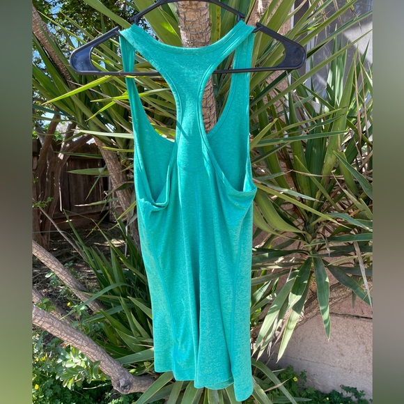 Nike Dri-Fit Top - Picture 2 of 4